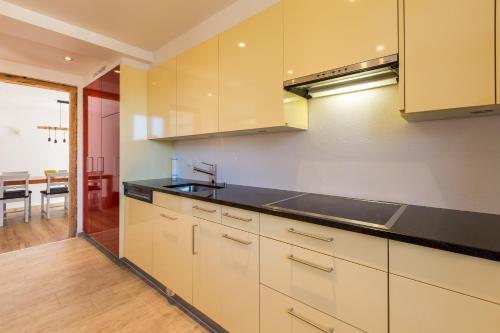 Pilatus Apartments - image 6