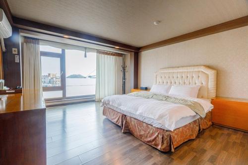 Taeahn Beach Resortel in Geunheung-myeon