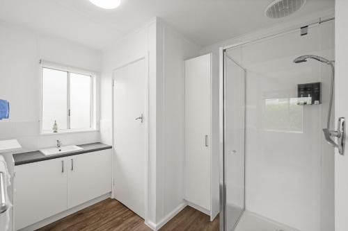 Phillip Island Cottage 3 - image 4