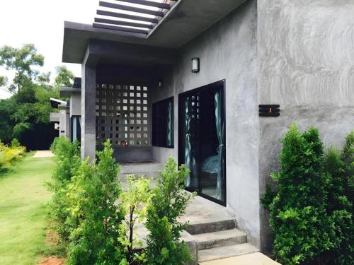 Baanwaan Resort in Hat Yai University