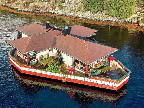 A szálláshely kívülről, 5 star holiday home in Kalvåg in Kalvag