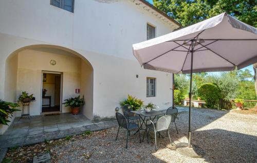 Nice Home In Poggibonsi With Outdoor Swimming Pool