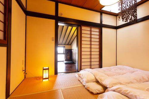 5 futon beds