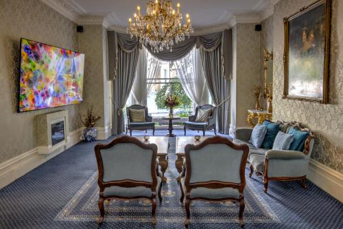 Pub/Lounge, Best Western Swiss Cottage Hotel in Camden
