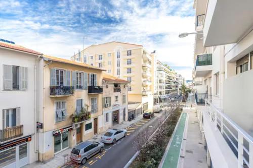 Beautiful 2 bedrooms apartment close to the sea - image 5