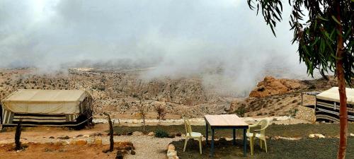Jordan trail dana to petra in 다나