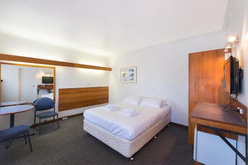 Blue Hills Motel Room Type - Budget Double Room