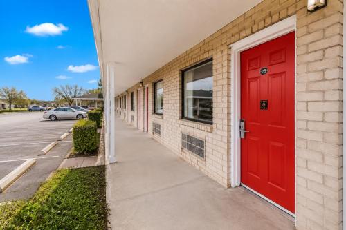 Rose Park Inn & Suites I-10 East San Antonio – San Antonio, TX