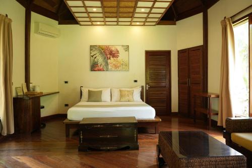 Dolarog Beach Resort Room Type - Garden Villa