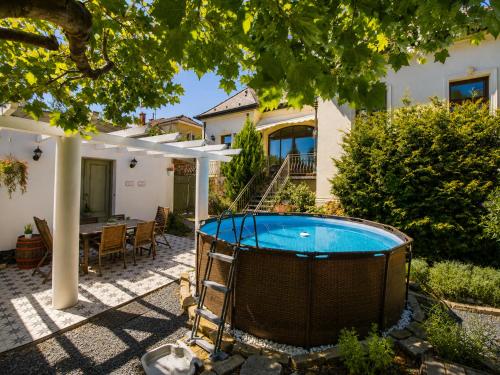 Kúria apartman private wellness with garden and pool, Budapeszt (zdjęcie 4)