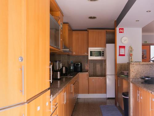 Kitchen, Atlantic Hostel Porto in Sao Mamede de Infesta