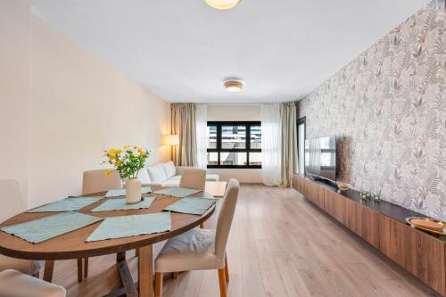 Two bedroom apartment with balcony in Estepona Gardens by Caseo