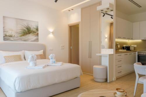 Dinglis Beach Hotel Apartments - image 3