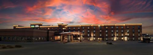 Astoria Hotel & Event Center