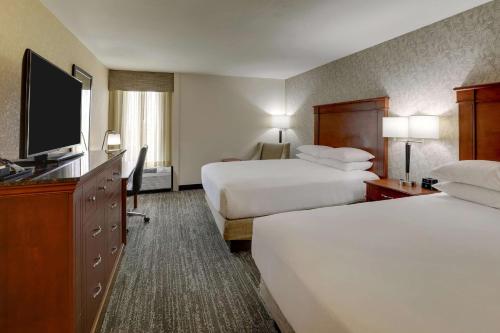 2 double beds