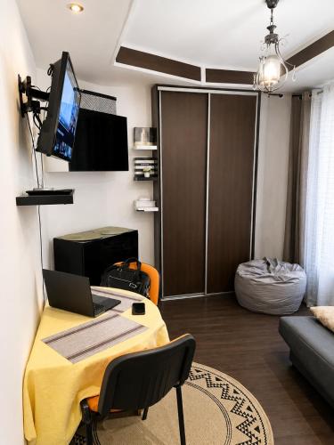 Charmant petit studio tout confort Paris