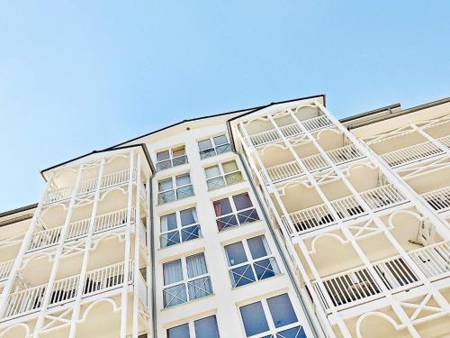 6 person holiday home in Großenbrode