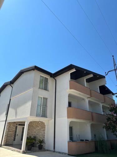 Apartments Manes Ulcinj
