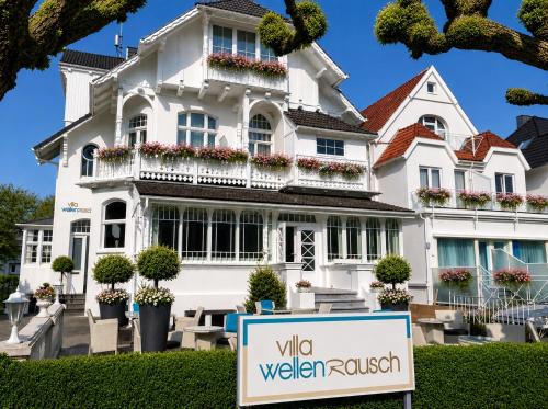 Hotel Villa WellenRausch by UniqStay in Lubeck