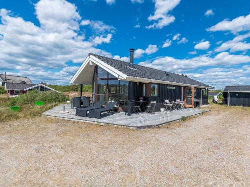 6 person holiday home in Fanø-By Traum