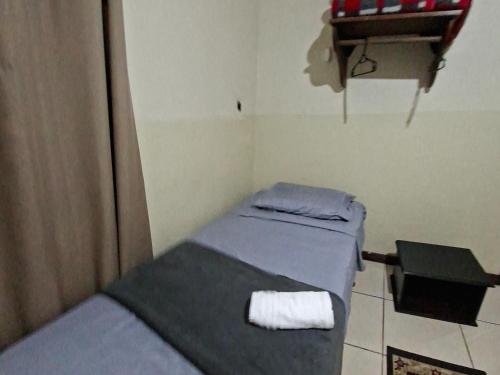 1 twin bed