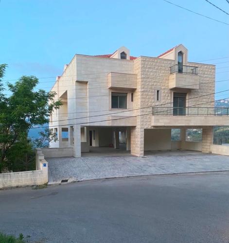 Panoramic Mountain View Araya 1 BR Apartment in Aley