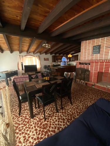 Amazing Private Room 1-Min Walk to the Beach in Baja Malibu