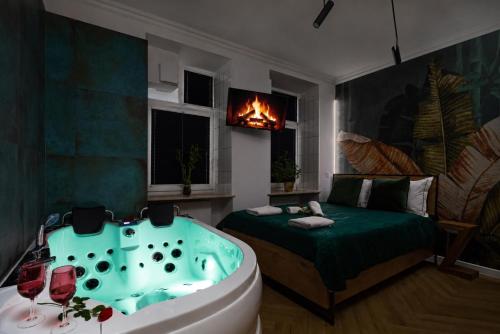 Jacuzzi & Bike Apartment, Krakow