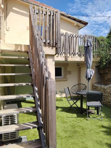 Le cocon des collines in Bathernay