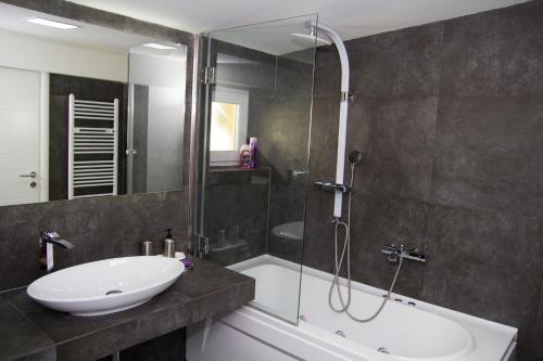 Miaap Apartments - image 2