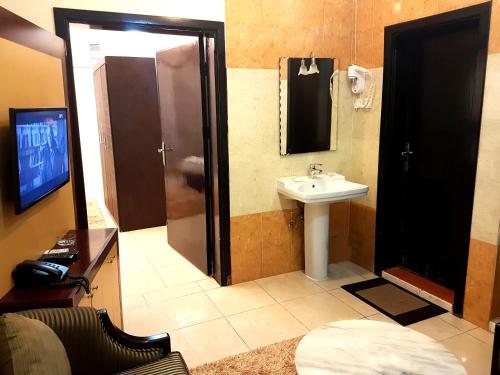 4 Qasr Latheqiya For Serviced Apartments in คามิส มูชัท