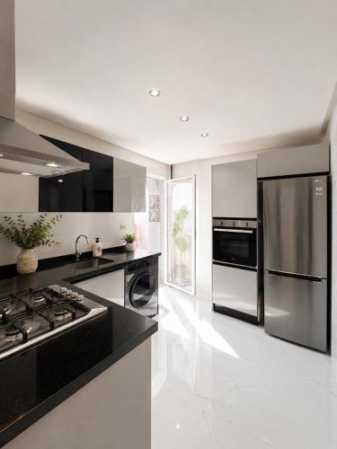 Azure Vista Achakar Luxury Apartment with 2 Pools - image 2