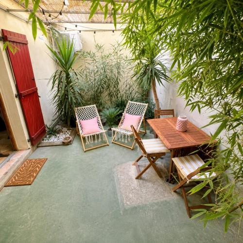 Petite maison cosy, terrasse, 10min Des Grands Buffets