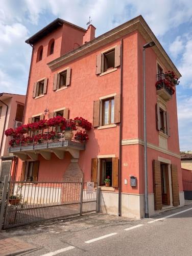 Exterior view of La Finestra Sul Castello