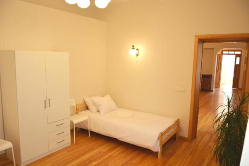 Superior 3 Bedroom Apartment with Sauna image 3