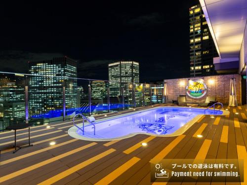 Zwembad, APA Hotel & Resort Osaka Umeda Eki Tower in Osaka