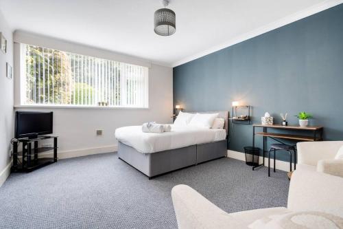 Woolton Rd Flat Near John Lennon Airport Free Parking Wifi - Pass the Keys, Liverpool