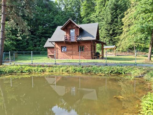 Chatka Podzawale in LOdzinka Dolna