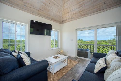 Southern Comfort - Brand New Home Steps from Ten Bay Beach with home in Eleuthera