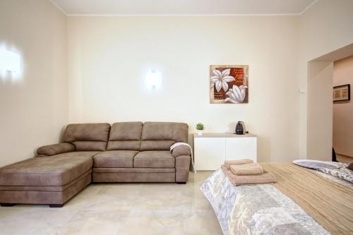 Firenze Apartment - image 2