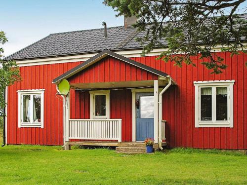 . 7 person holiday home in ÄLGARÅS-By Traum