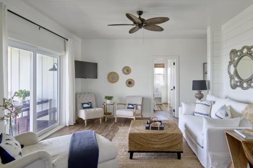 Bohemia Two Bedroom home in James Pt