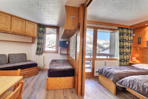 Résidence Creux De L Ours D - JOLI STUDIO DIVISIBLE, BELLE VUE SUR LES PISTES, SKIS AUX PIEDS, PROCHE DES COMMERCES MAE-9704