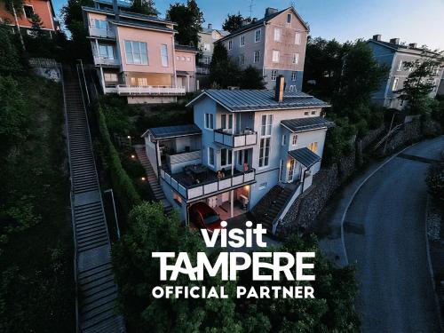 Villa Rajaportti Loft House-Sleeps 14-Lake Views-Sauna Capital-Front Yard Parking-Electric Vehicle