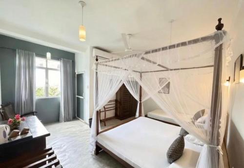 Holiday Inn Unawatuna in Unawatuna