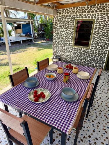 Esava Family Homestay in เกาะวายา