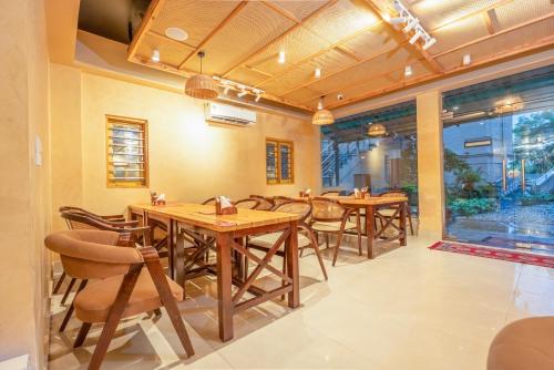 MVT RESORT & RESTAURANT