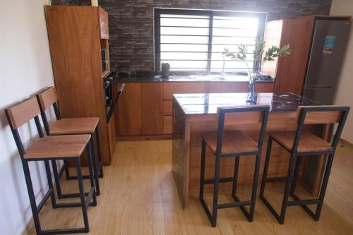 Dapur, Spacious T1 apartment in Chuiba, near the beach in Pemba