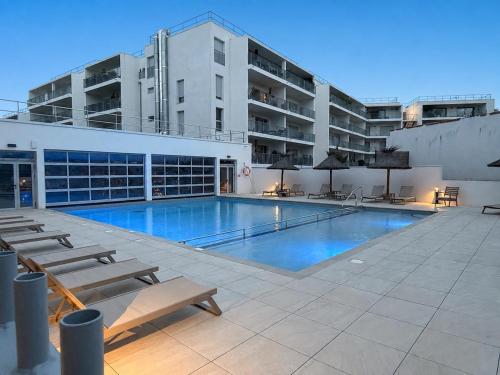 Royan T3 bord de mer piscine terrasse 6 pers
