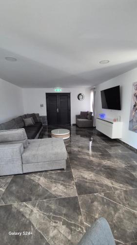 Olivia Suite in Arodes